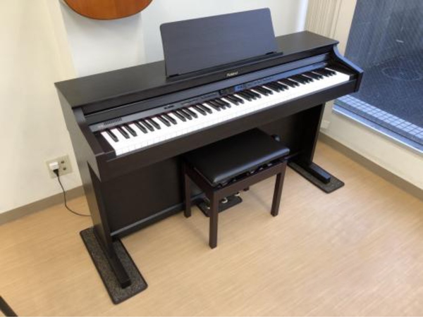Đàn Piano Điện Roland HP-302 | SuperNATURAL® Piano – Piano BT