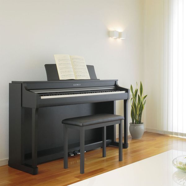 Piano i n Kawai CN 28
