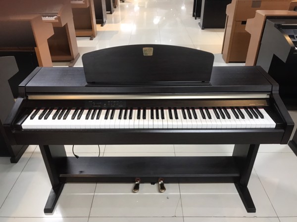 Yamaha Clavinova CLP-920 Digital Piano In Rosewood, Weighted Keys Stock Nr  22170 | islamiyyat.com