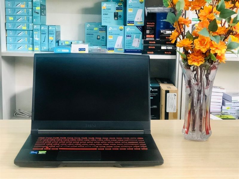 Laptop cũ MSI Gaming GF63 Thin 11UC-1228VN| i7-11800H/8GB/512GB/15.6