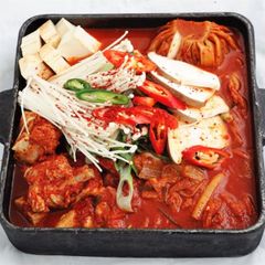 통삼겹 김치찜 2-3인분