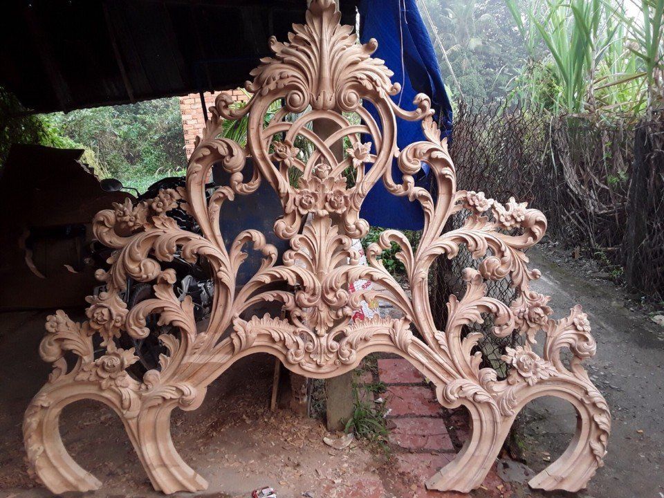 MẪU GƯỜNG (LÁ TÂY PHÁP)