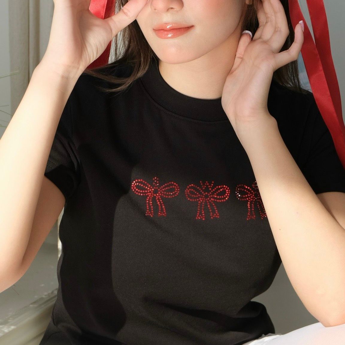CRYSTAL BABY TEE - BLACK