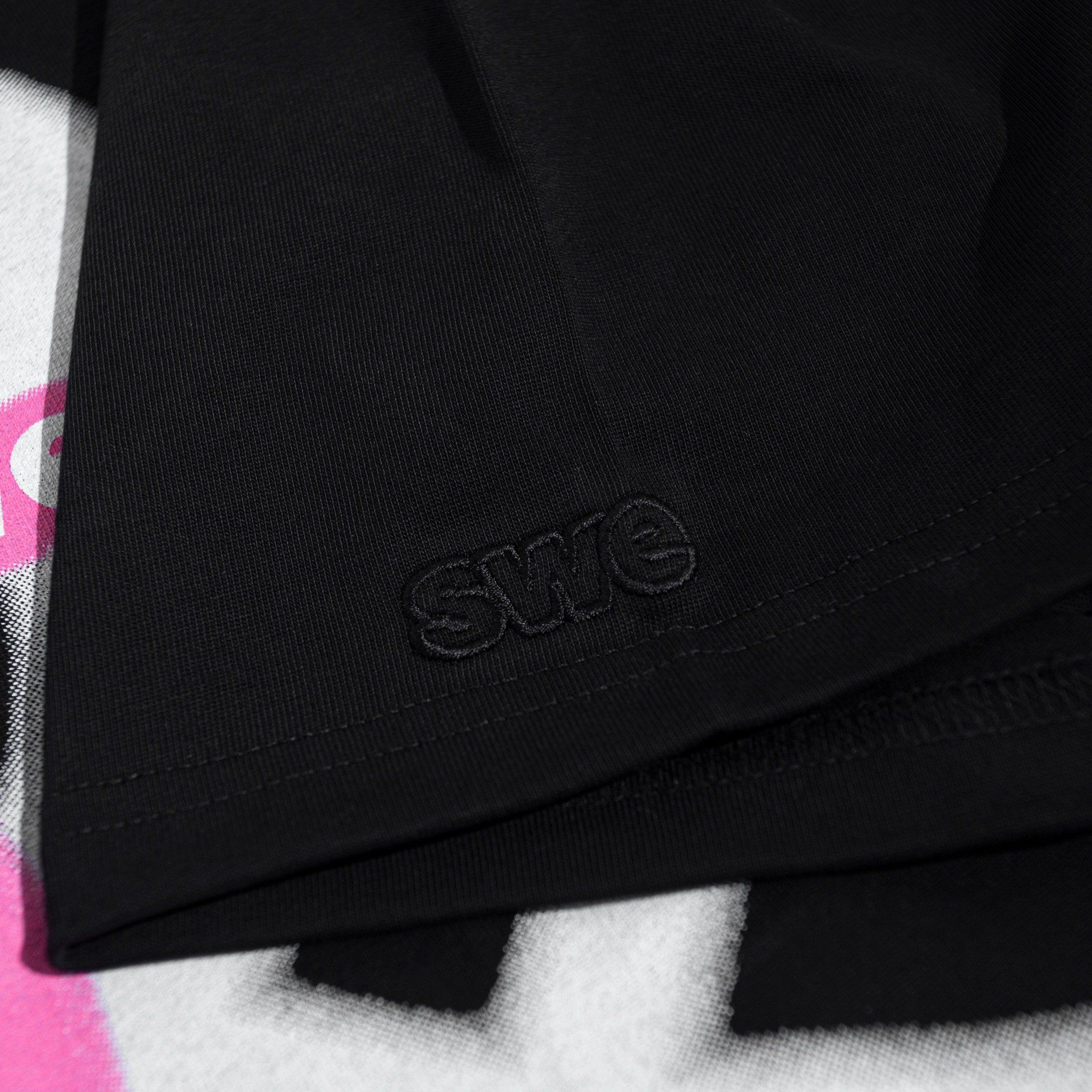 SWE HEARTS TEE - BLACK