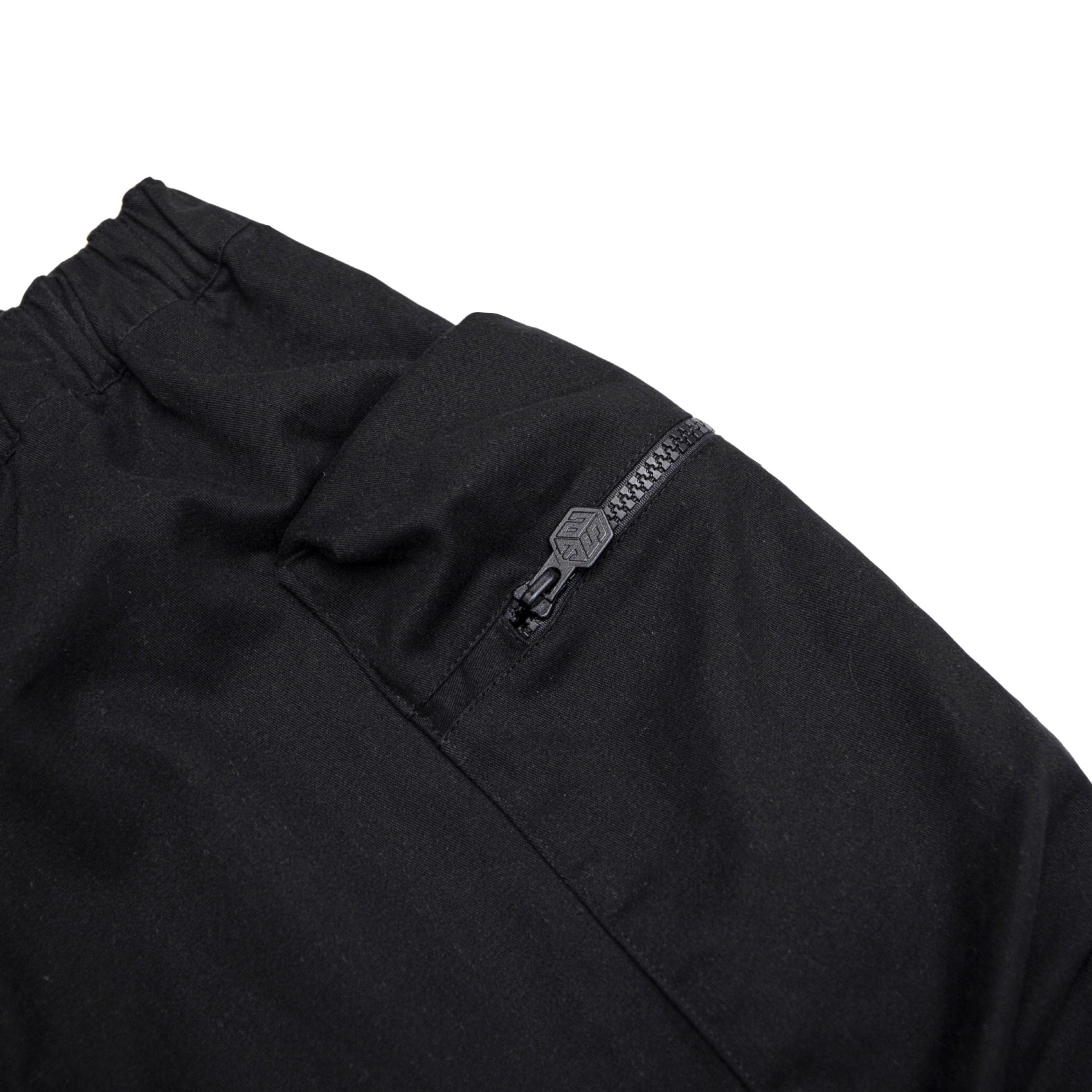 SWE FLARED CARGO PANTS - BLACK
