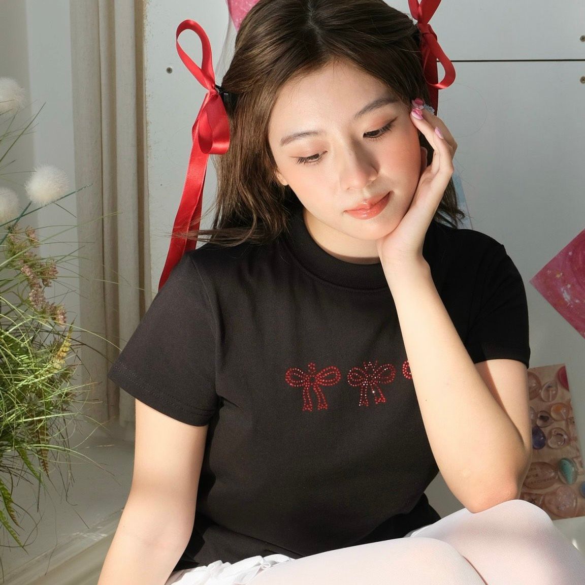 CRYSTAL BABY TEE - BLACK
