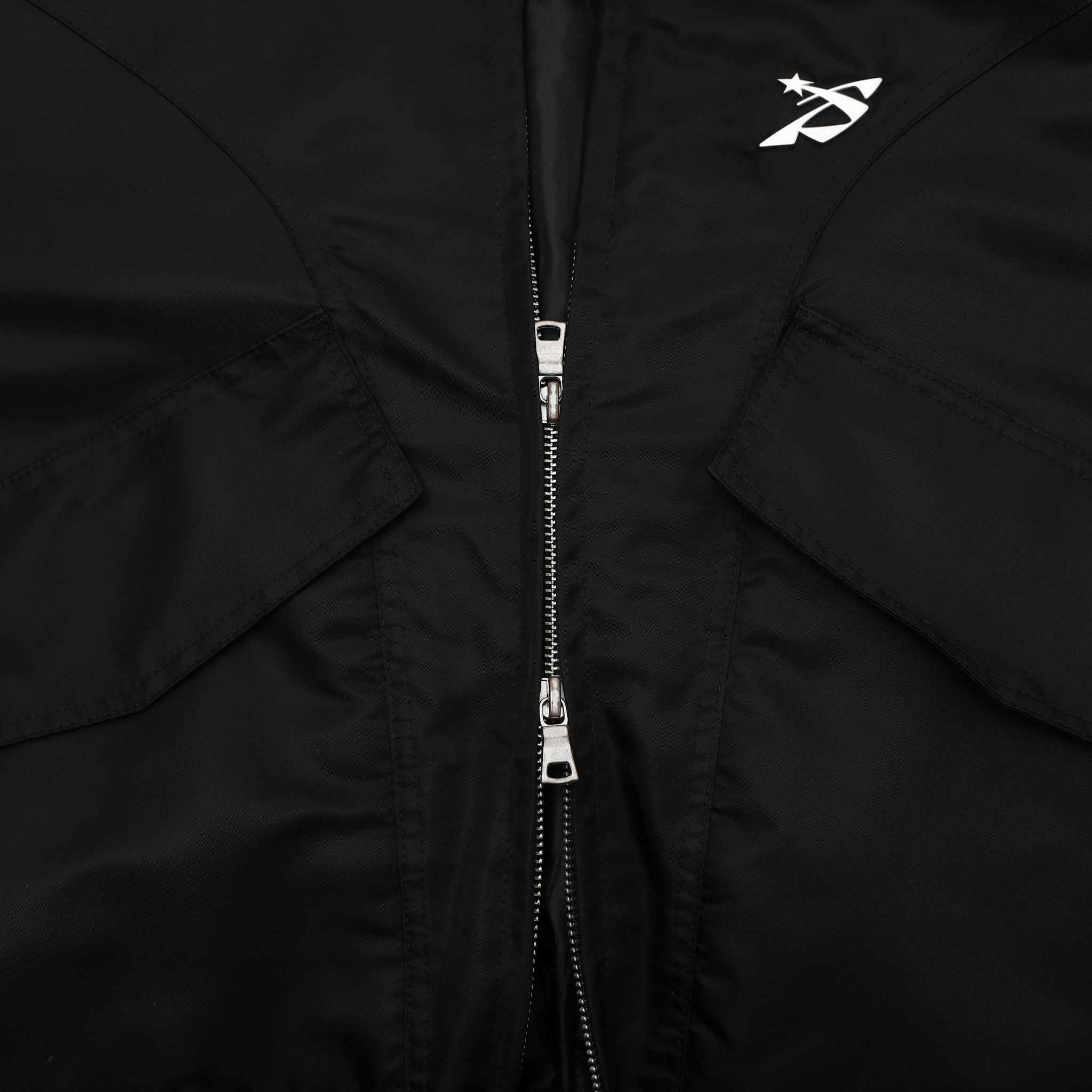 SWE BADGE BOMBER JACKET - BLACK