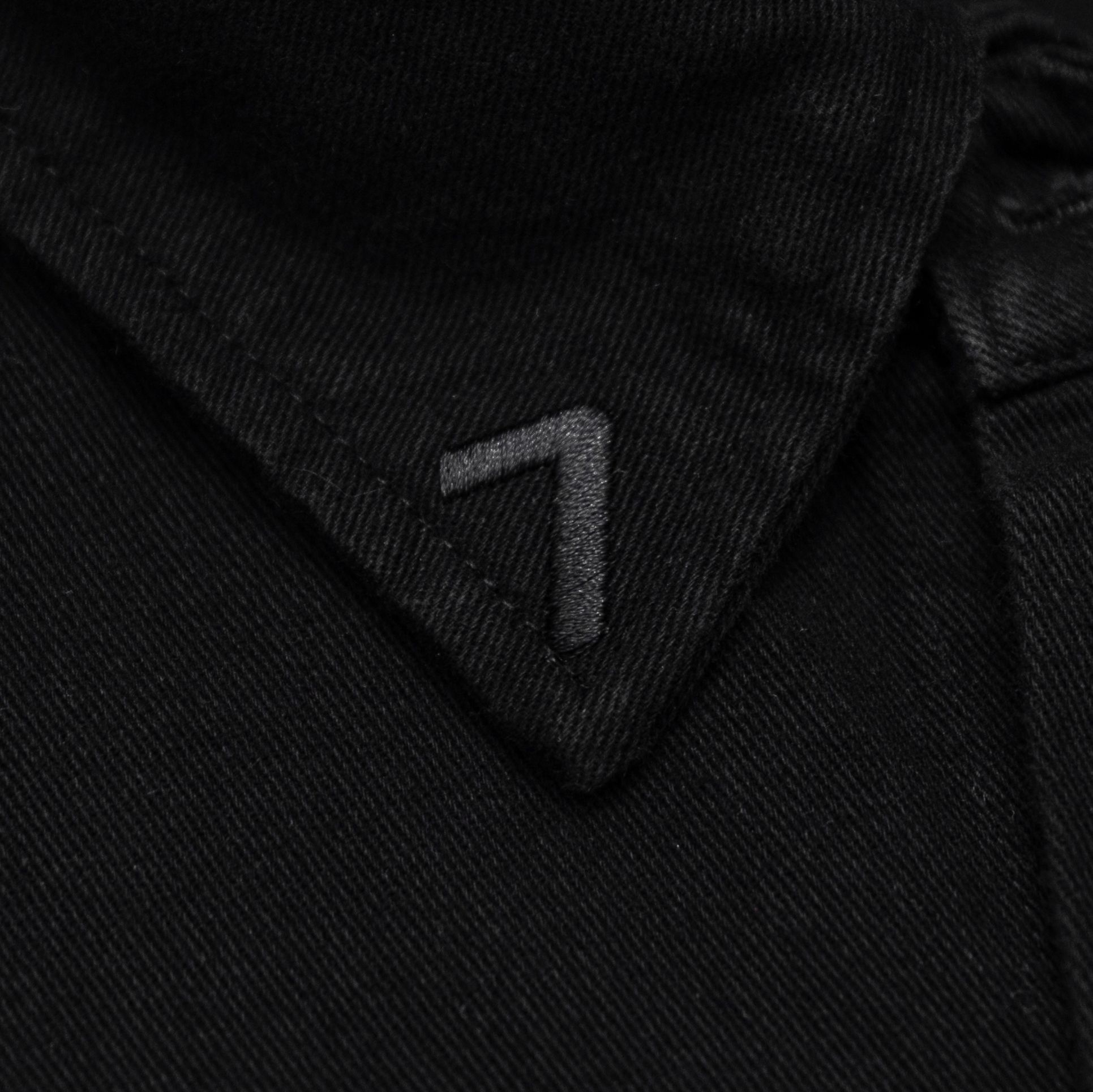 RED BUTTON SHIRT - BLACK