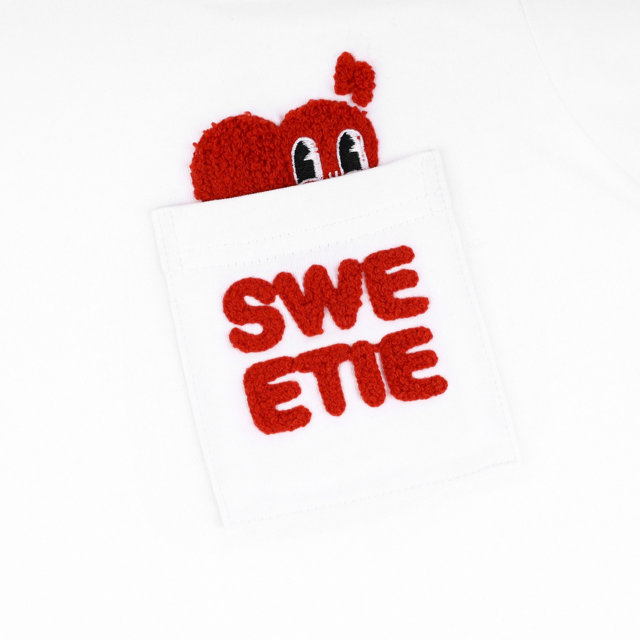 PEEKING POCKET BABY TEE - WHITE