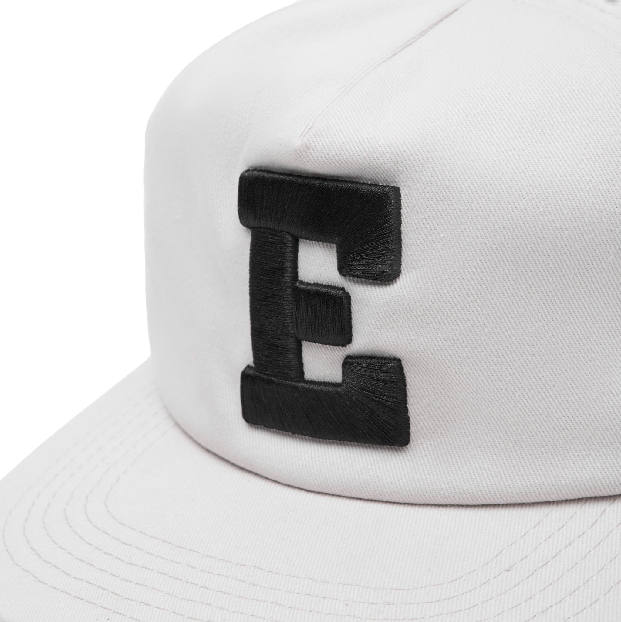 E LETTER CAP - BEIGE