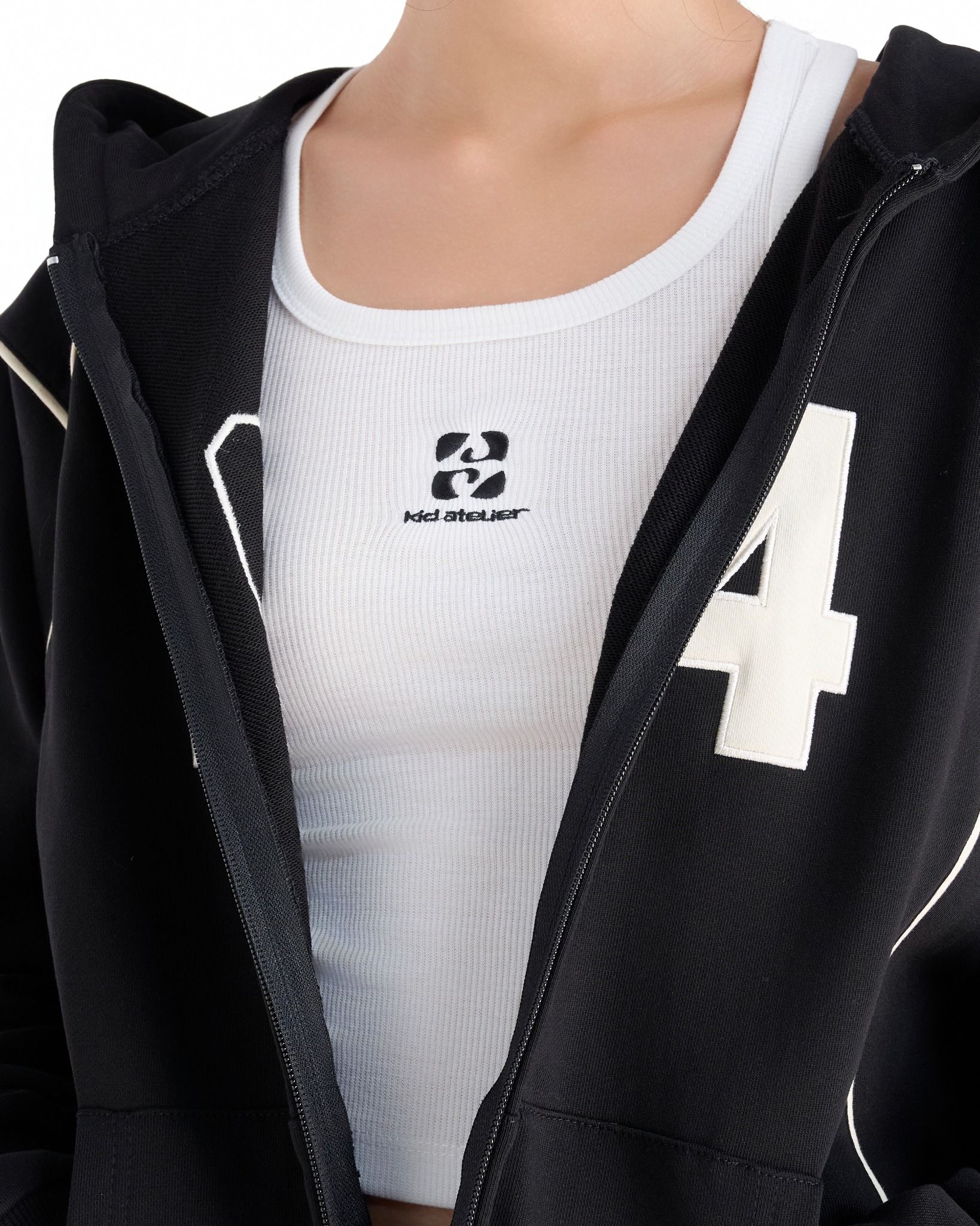 24 ZIP HOODIE - BLACK