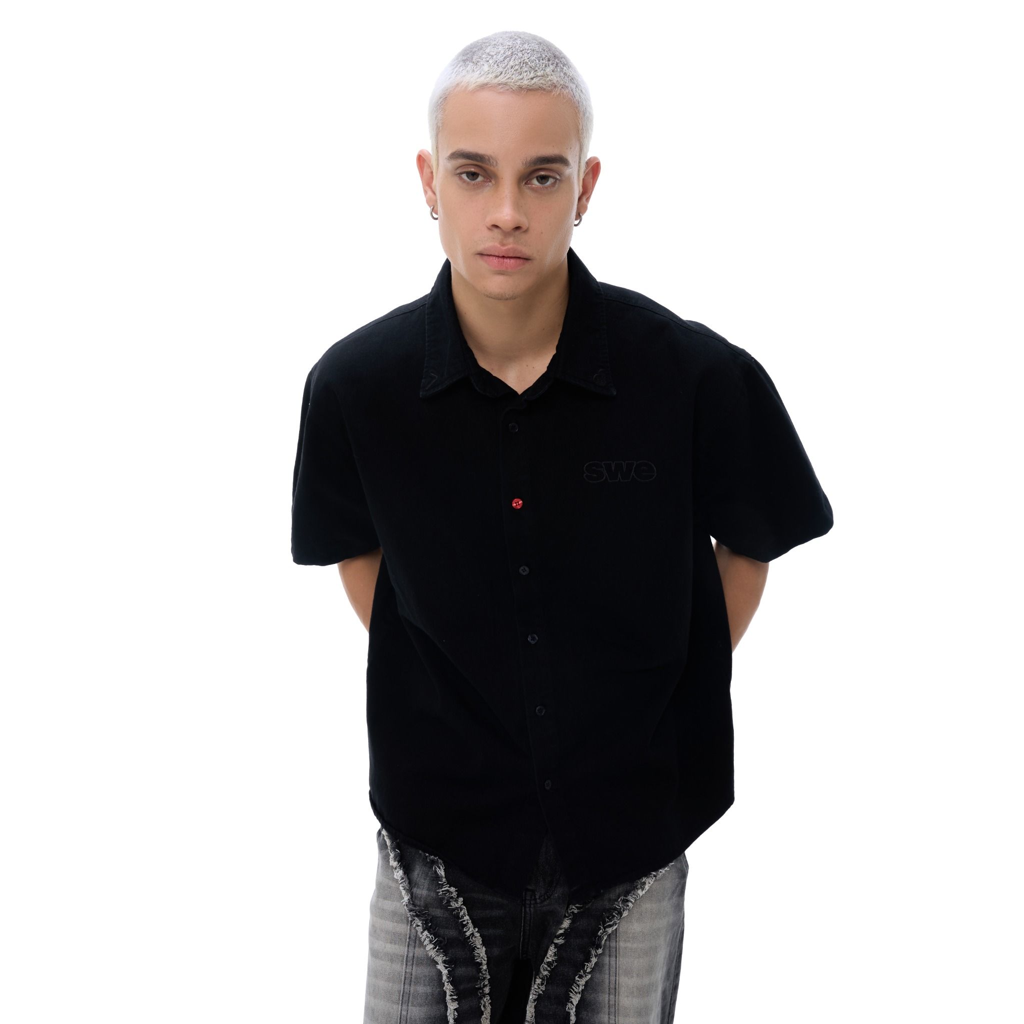 RED BUTTON SHIRT - BLACK