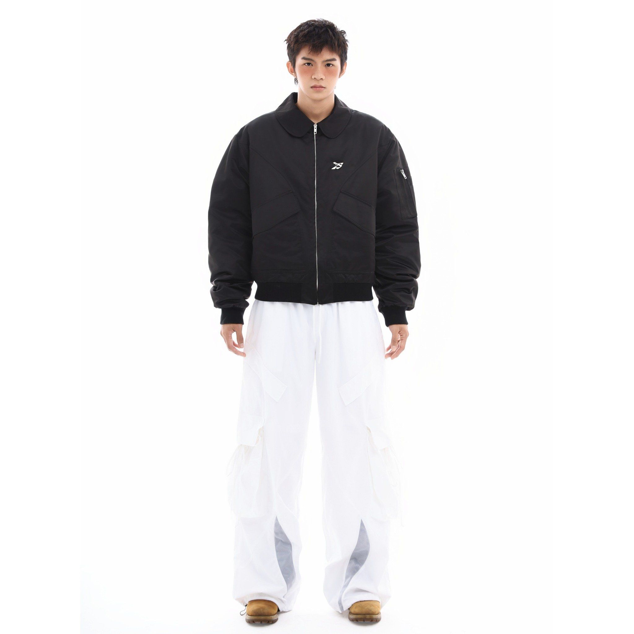 SWE BADGE BOMBER JACKET - BLACK