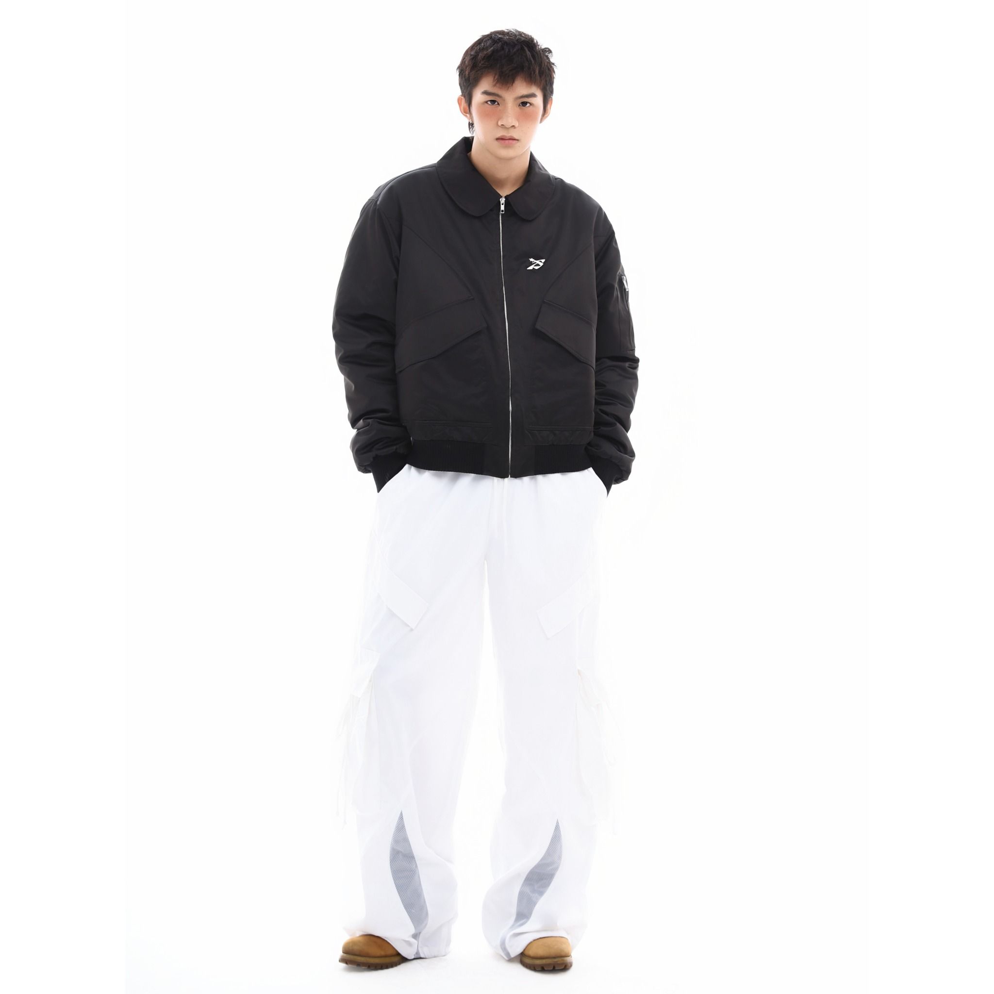 SWE BADGE BOMBER JACKET - BLACK