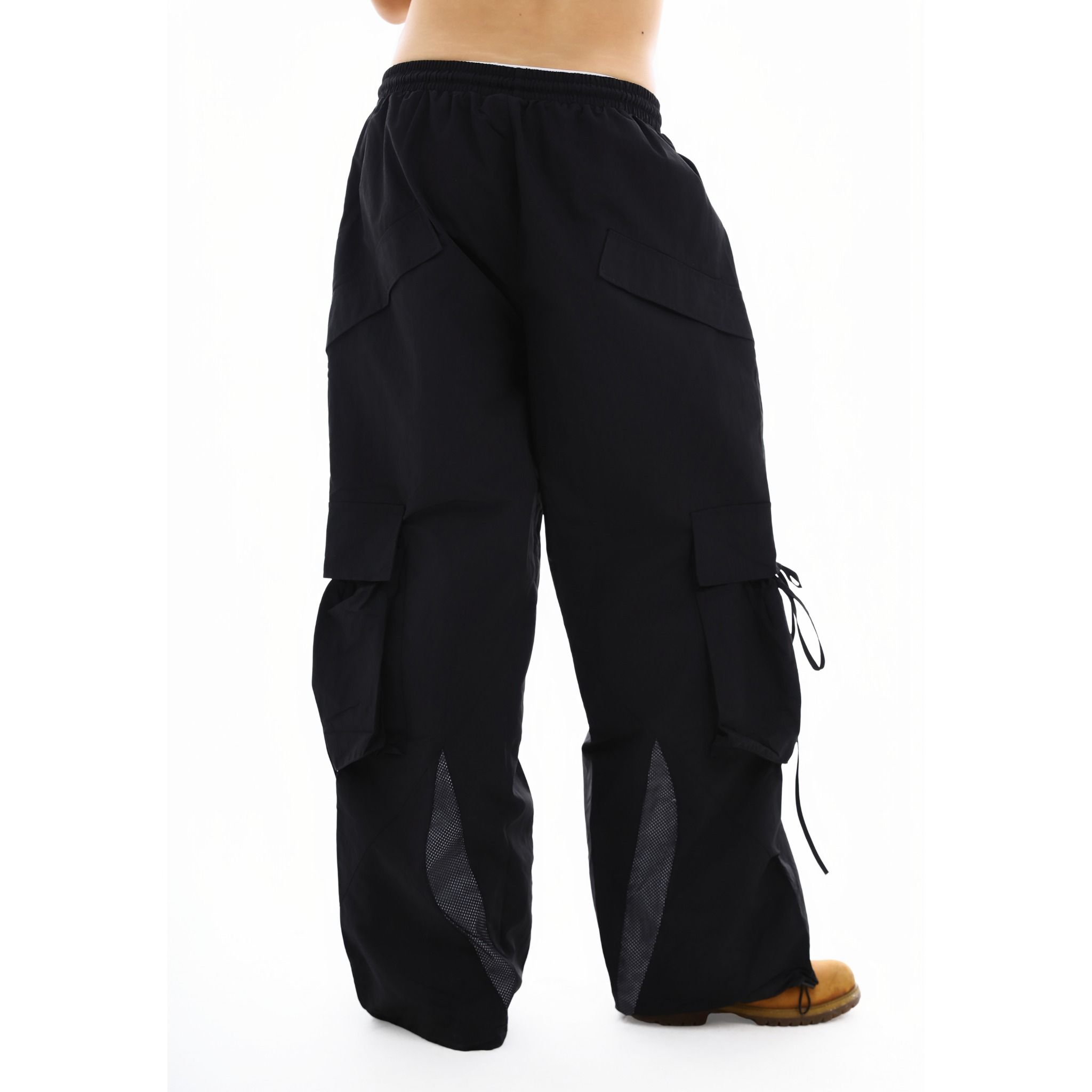 NEBULA CARGO PANTS - BLACK