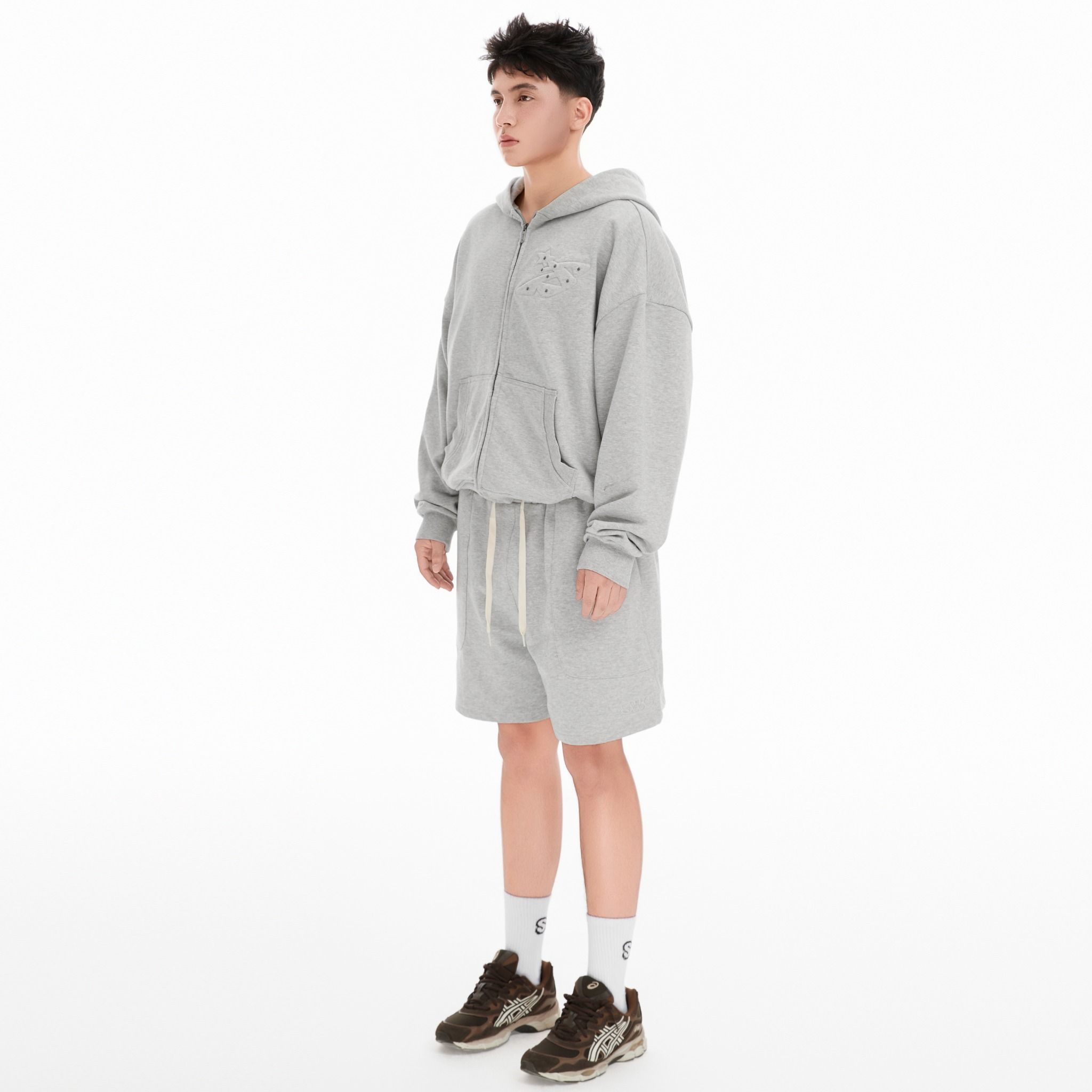 SWE STUDDED ZIP HOODIE - GRAY