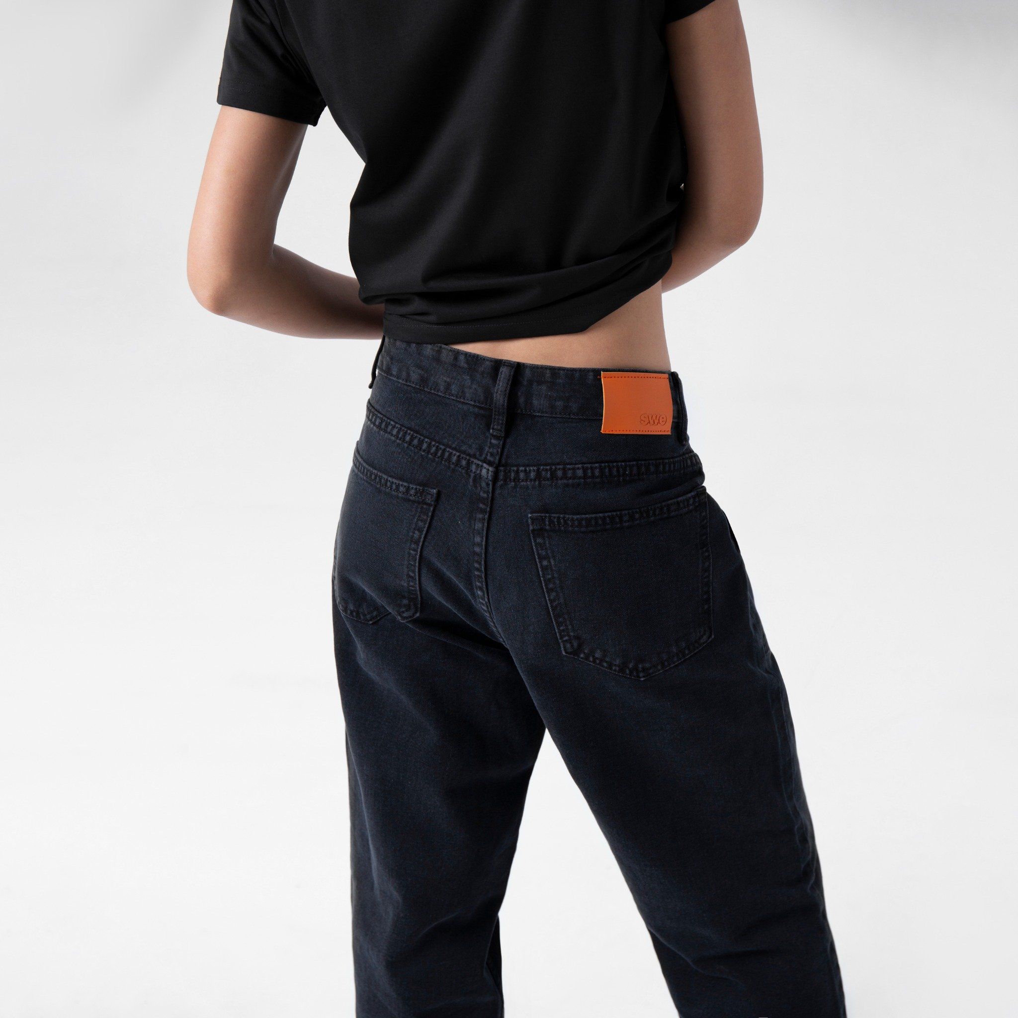 BOOT CUT JEANS - BLACK