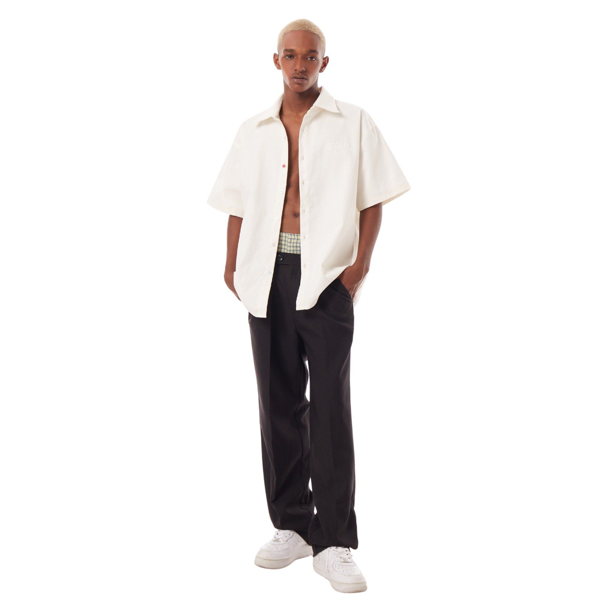 SWE RED BUTTON SHIRT - OFF WHITE