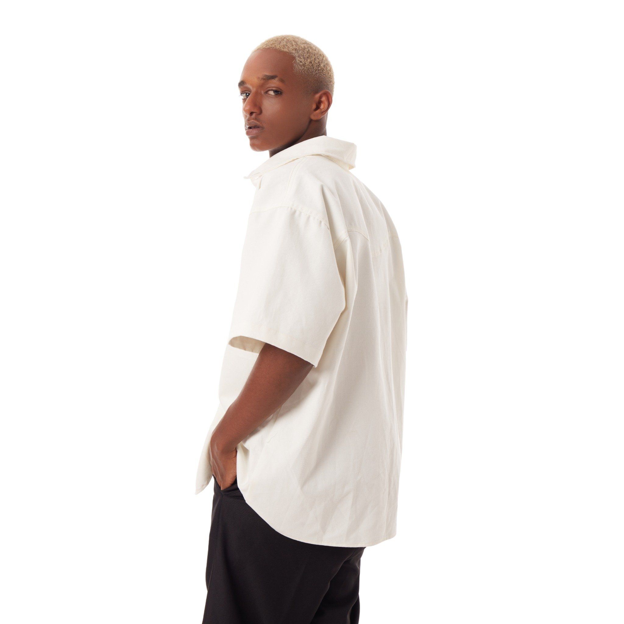 SWE RED BUTTON SHIRT - OFF WHITE