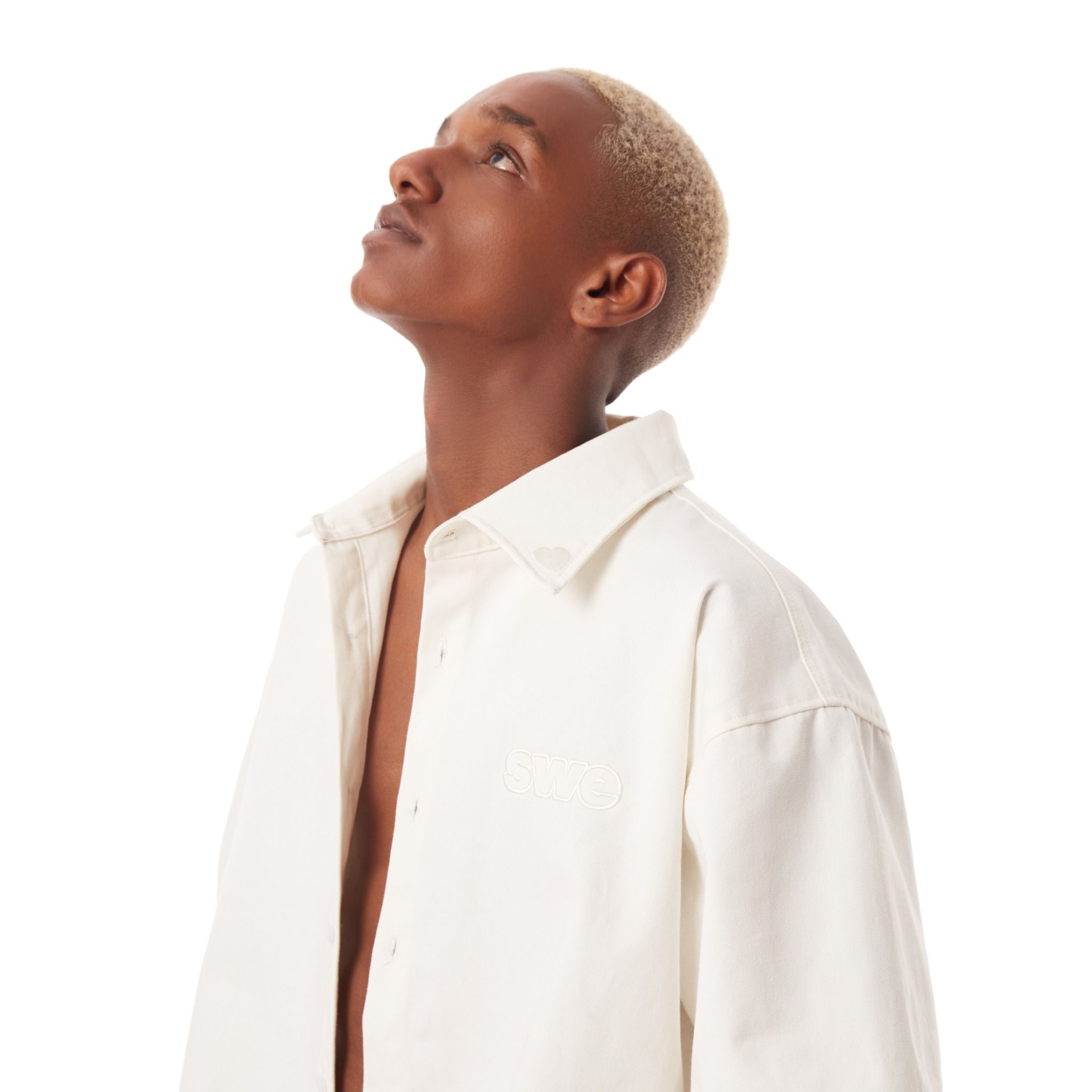 SWE RED BUTTON SHIRT - OFF WHITE