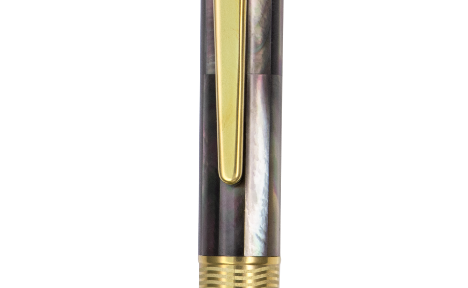  Champion Wave - Bút Bi Ngọc Trai Đen Tahiti - Mạ Titanium Gold 