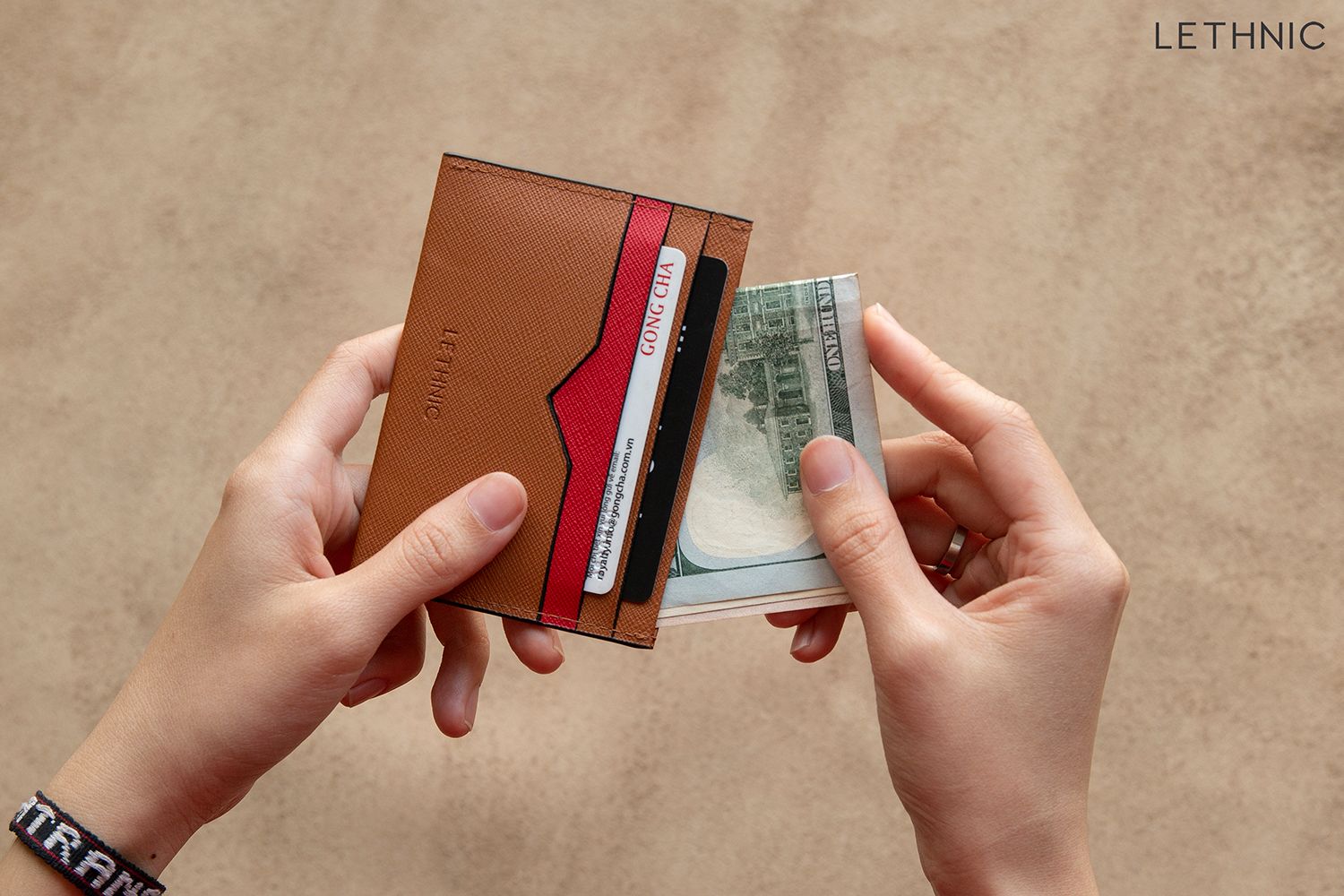Ví nhỏ gọn đựng thẻ card - Mini Victory
