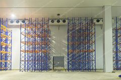 Double-deep racking system