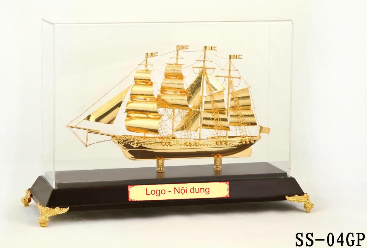 Thuyền Buồm Mạ Vàng - S068