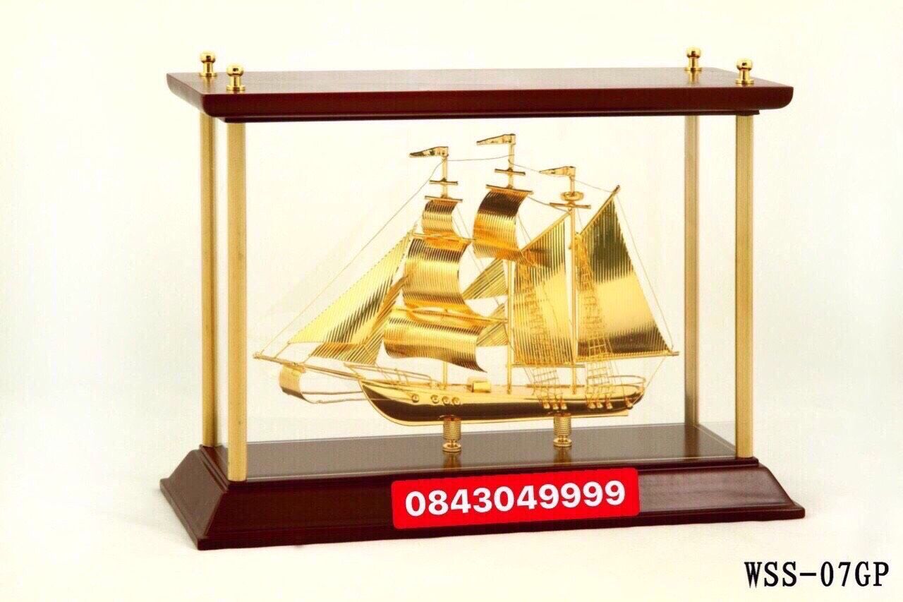 Thuyền Buồm Cột Đồng Mạ Vàng 24K - S04
