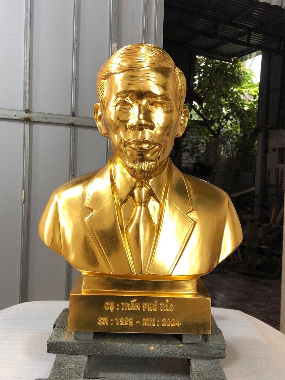 Tượng Chân Dung Dát Vàng 24K