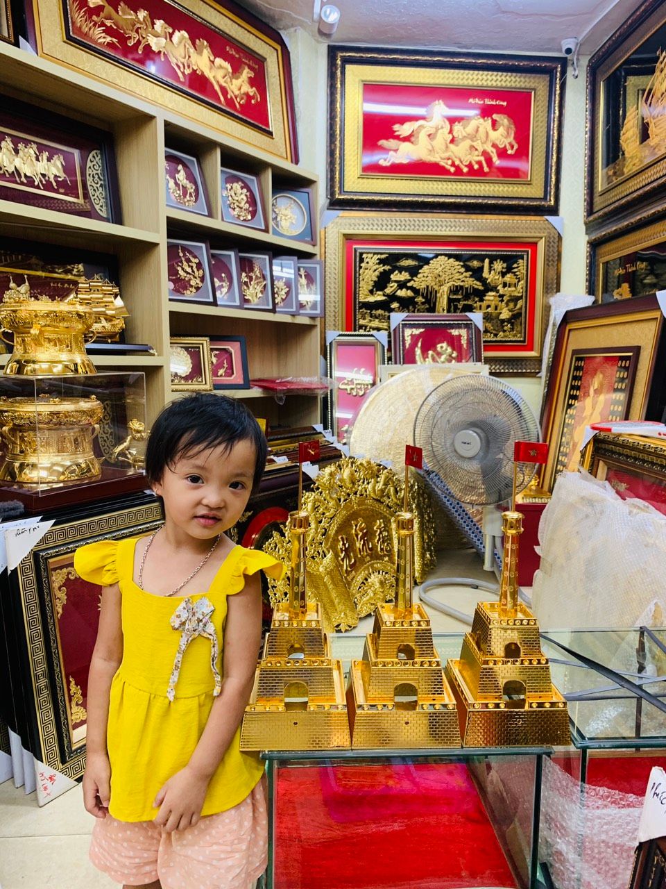 Cột Cờ Hà Nội Mạ Vàng 24k