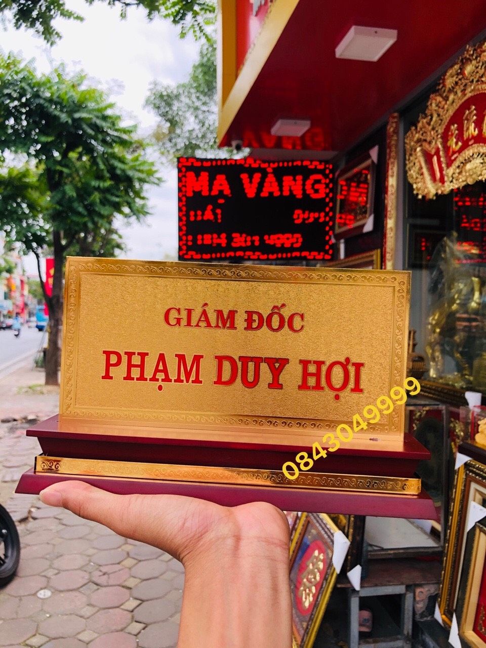 Biển Chức Danh Cột Rồng Mạ Vàng 24K