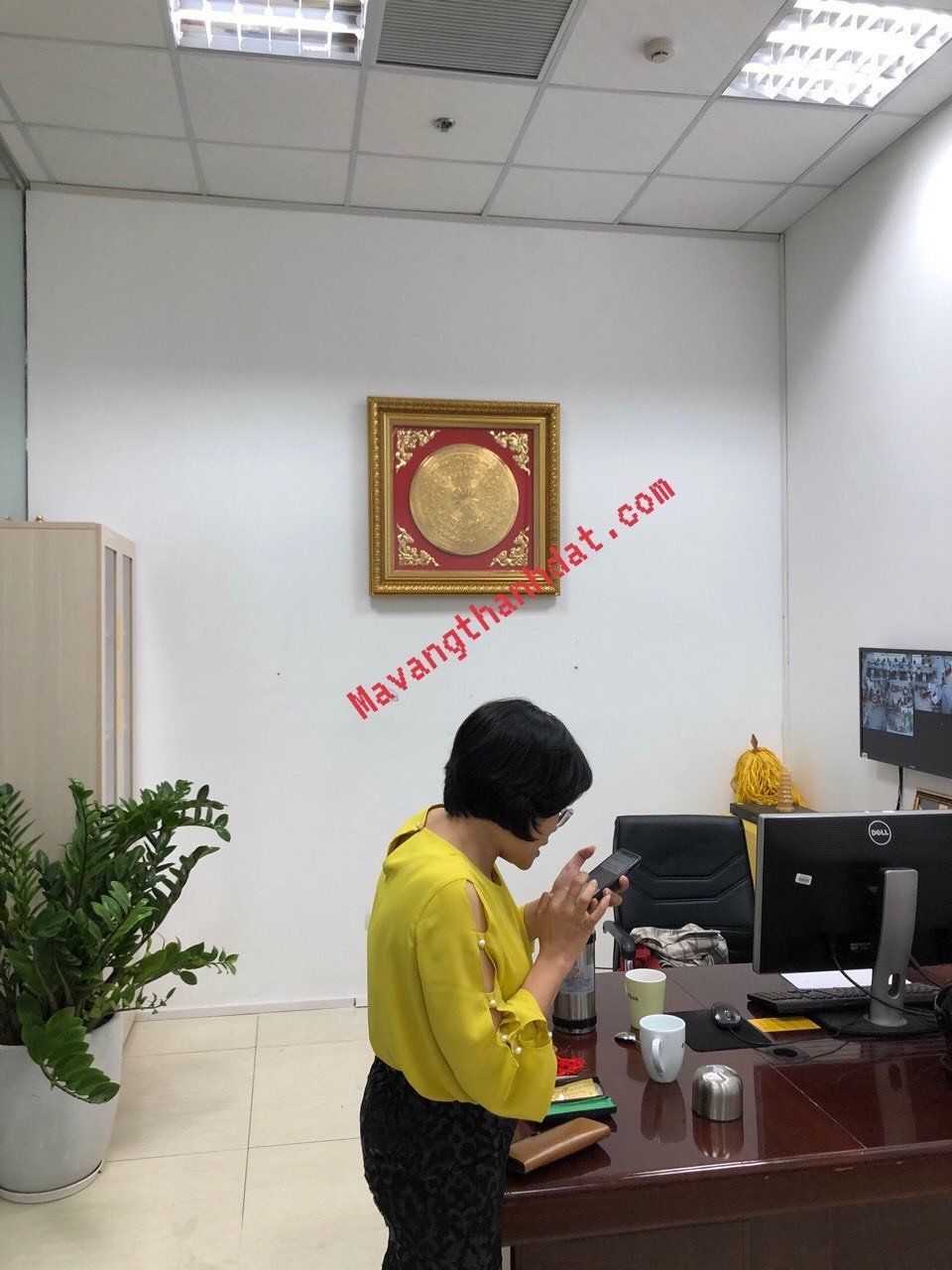 Tranh Trống Đồng Mạ Vàng 24K - 88 X 88