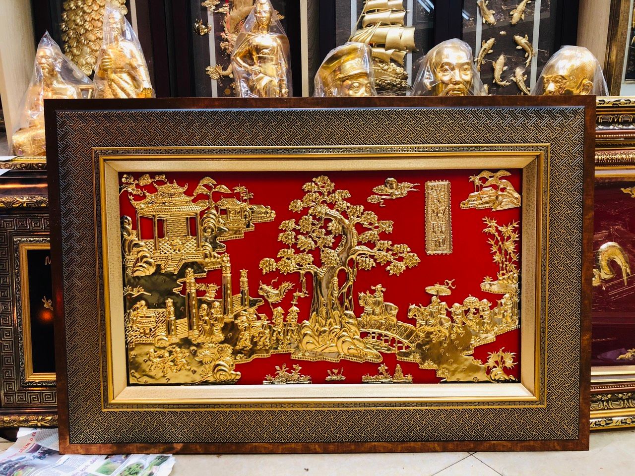 Tranh Vinh Quy Bái Tổ Mạ Vàng 24K