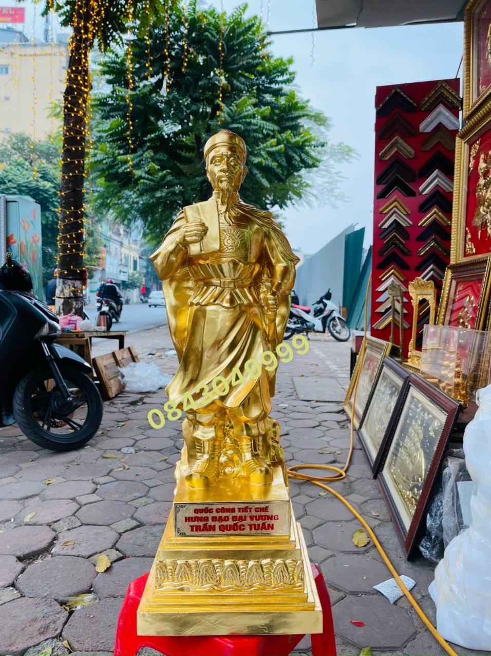 Tượng Trần Hưng Đạo Mạ Vàng 24K Cao 75Cm