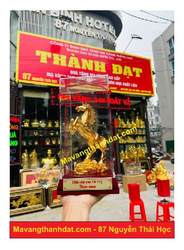 Tượng Ngựa Mạ Vàng - 68