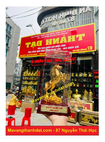 Tượng Ngựa Mạ Vàng - 68