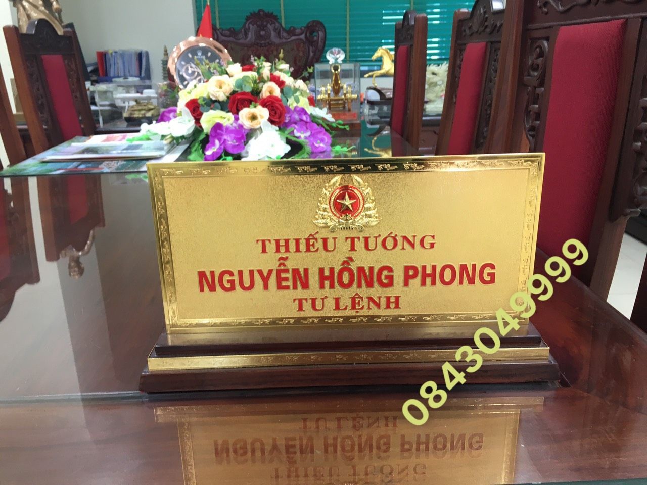  Biển Chức Danh Mạ Vàng Cao Cấp 