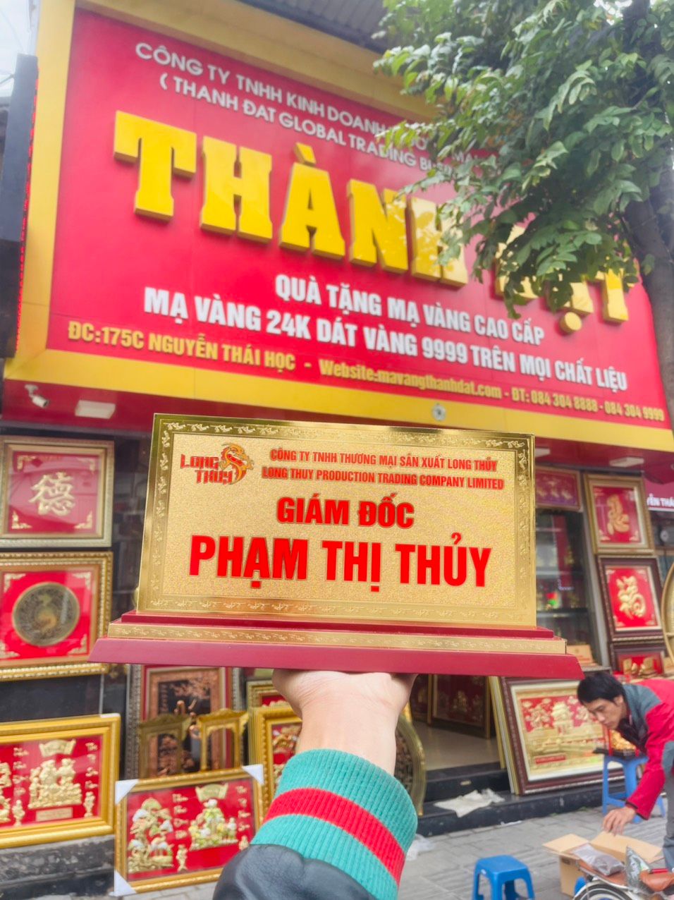 Biển Chức Danh Mạ Vàng Công Ty Long Thủy