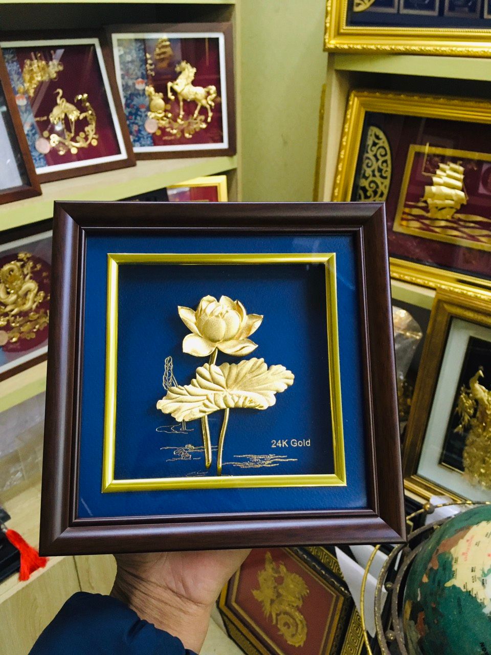 Tranh Hoa Sen Mạ Vàng 30x30
