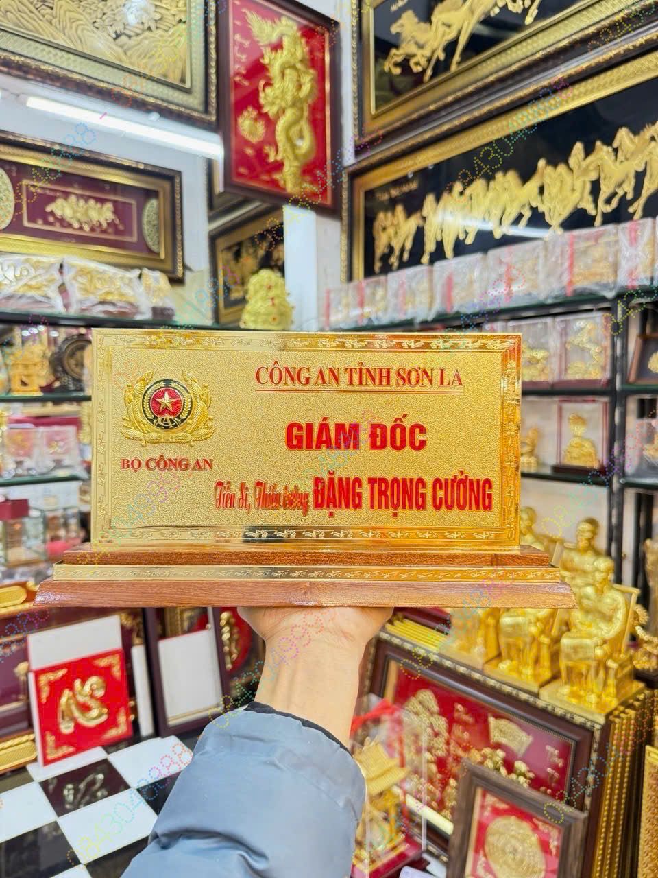 BIỂN CHỨC DANH GIÁM ĐỐC CÔNG AN