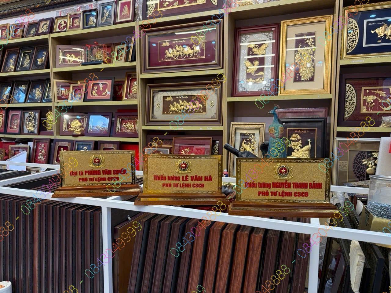 BIỂN CHỨC DANH THIẾU TƯỚNG CÔNG AN MẠ VÀNG M3