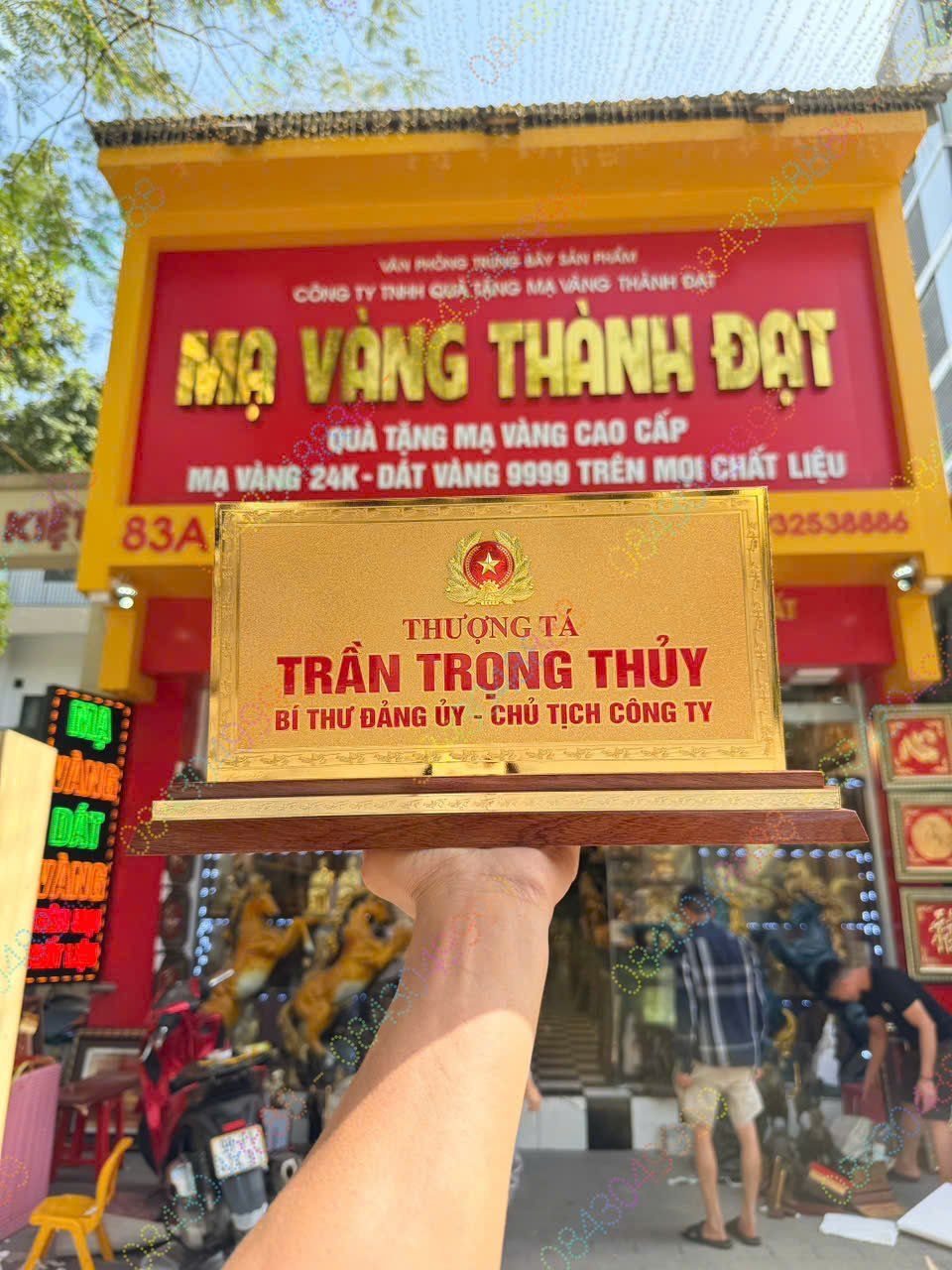 BIỂN CHỨC DANH THƯỢNG TÁ - BÍ THƯ ĐẢNG ỦY
