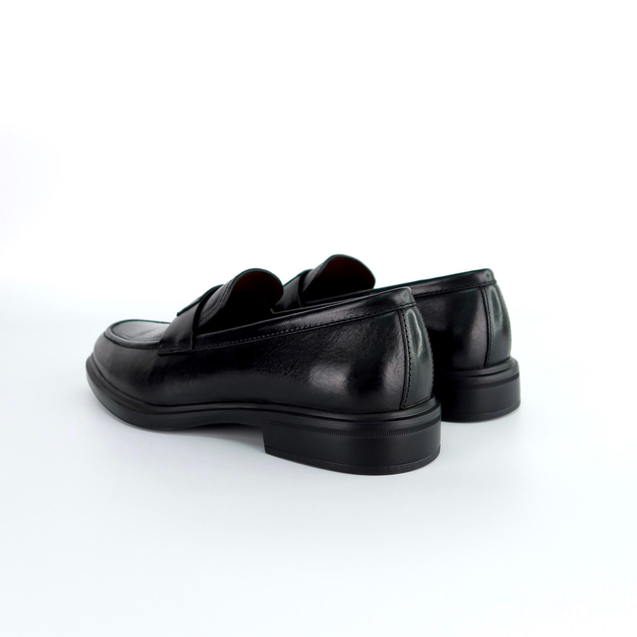 Giày Loafer Nam Đen 28MA.3