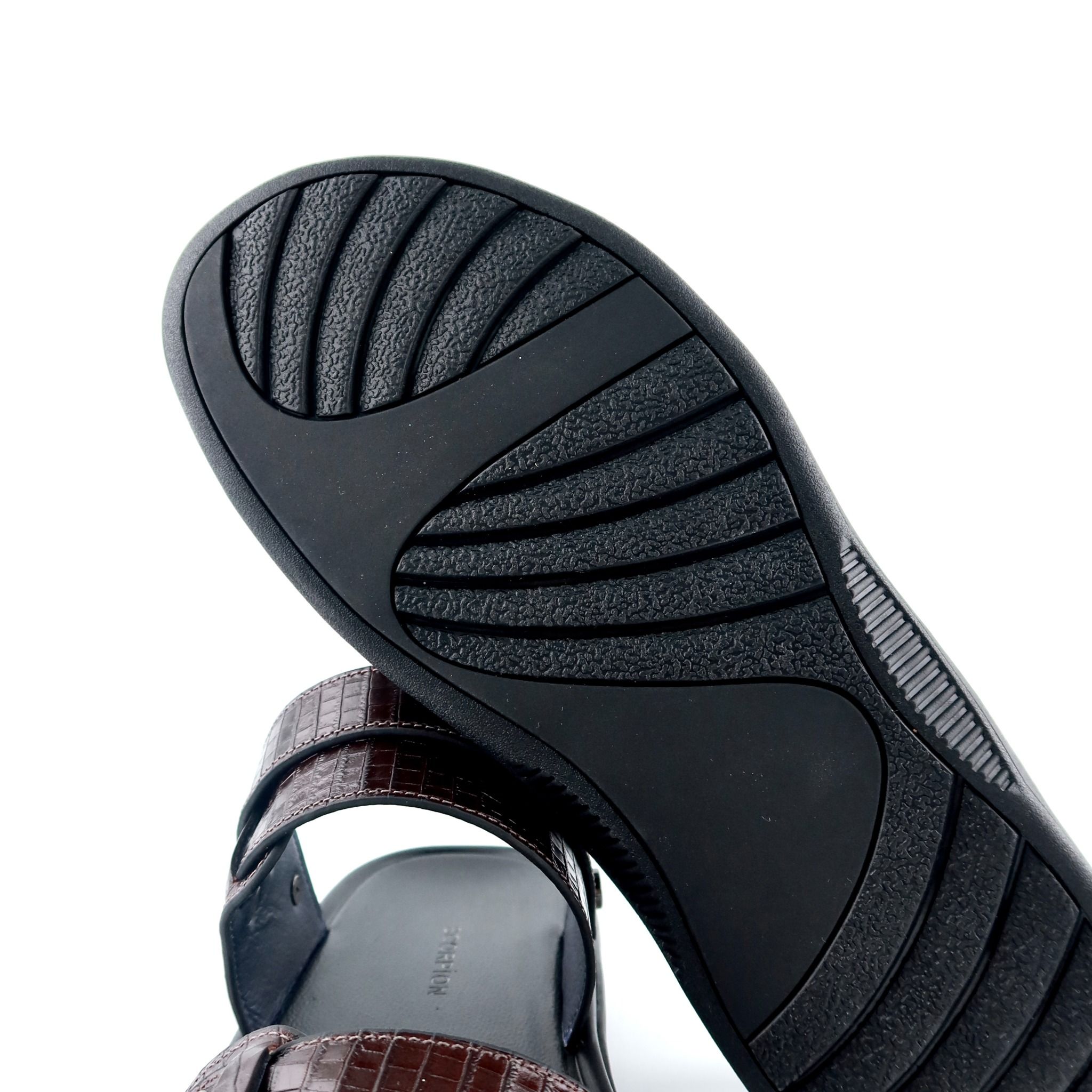 Sandal Nam Da Dập Vân Nâu 33M.9