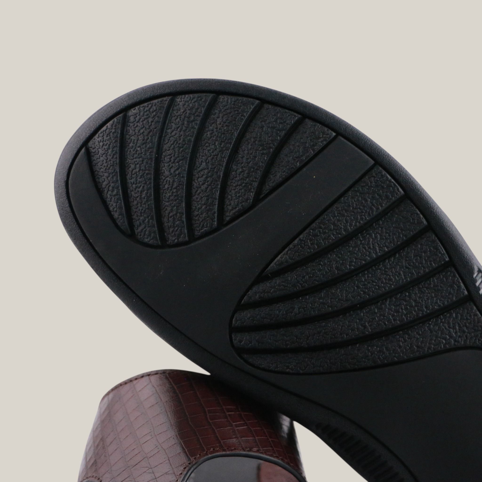 Sandal Da Nam Có Quai Nâu 335.9