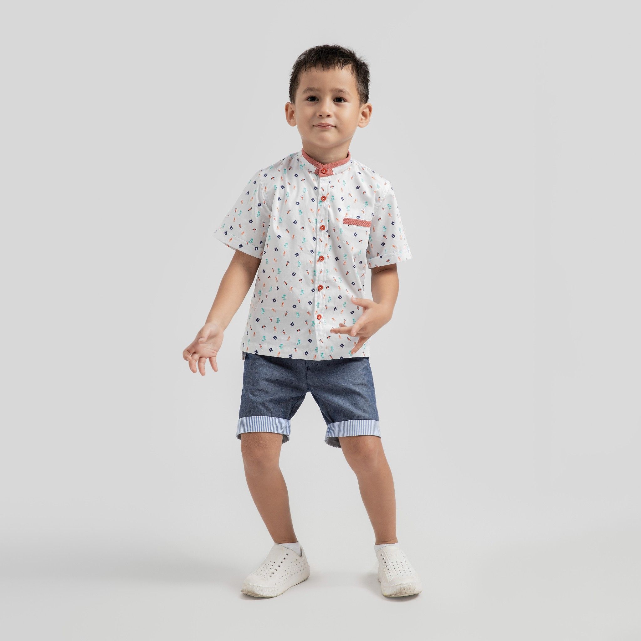 Áo bé trai Mickey - Trắng họa tiết mùa hè