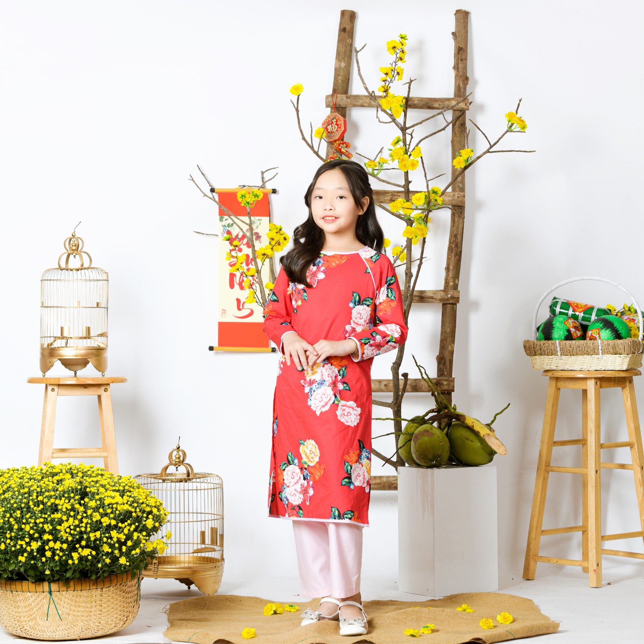 AD BG tay dài nơ Gia Hân - Boi đỏ hoa hồng to