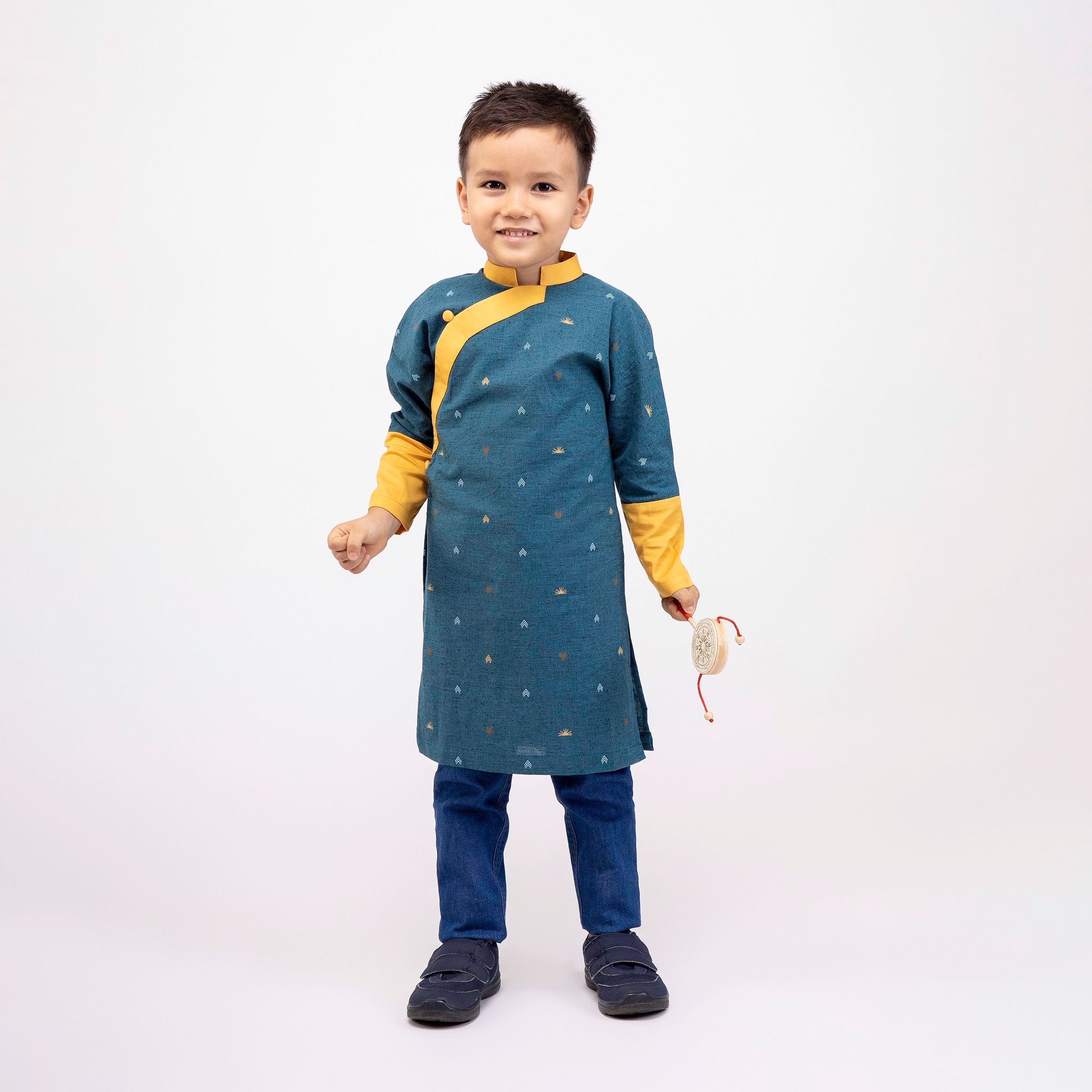 Áo dài bé trai tay liền Bảo Long - Xanh cổ vịt họa tiết
