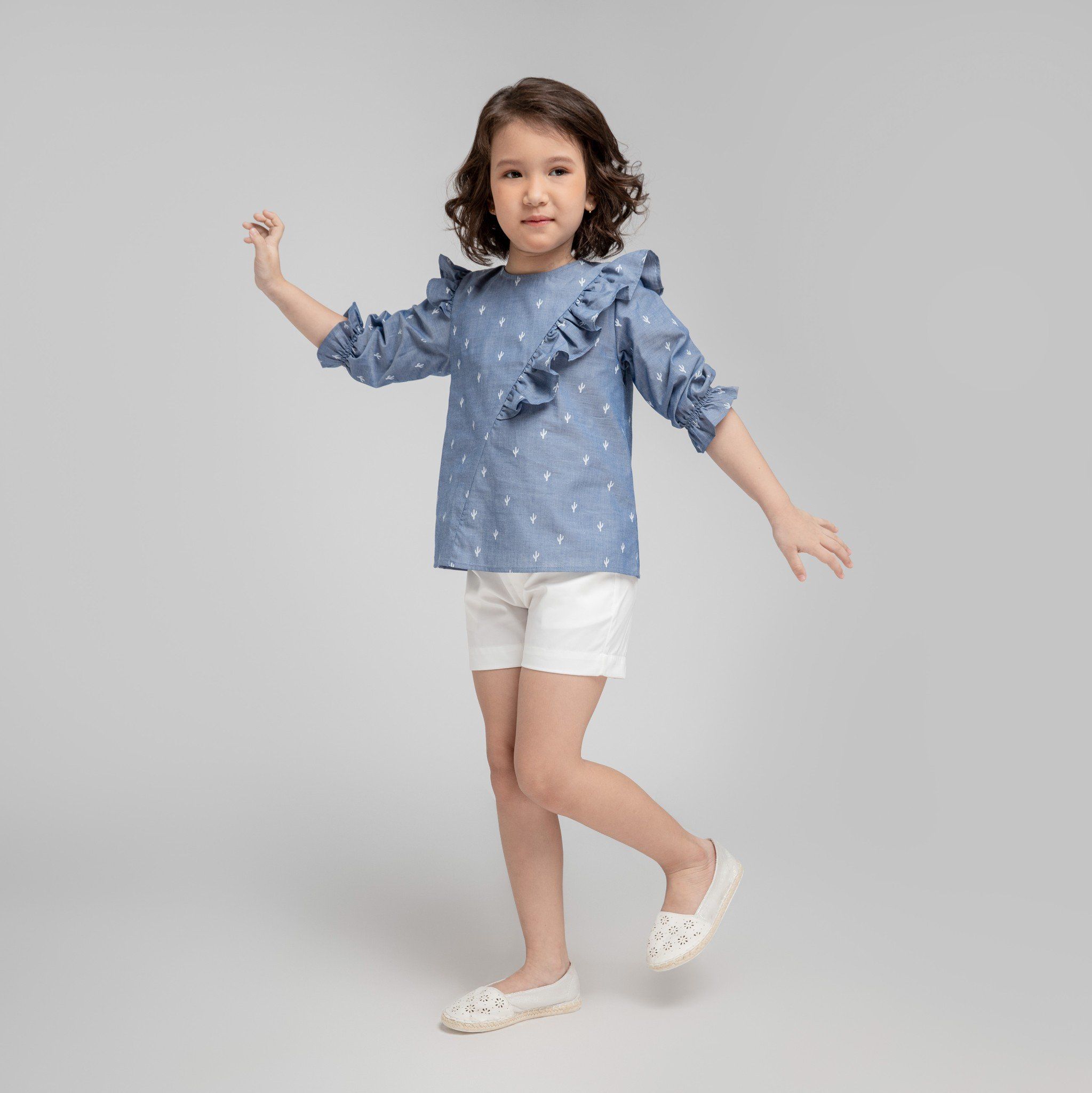 Áo bé gái Clover - Xanh xương rồng